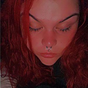 Meet your Posher, Leigha